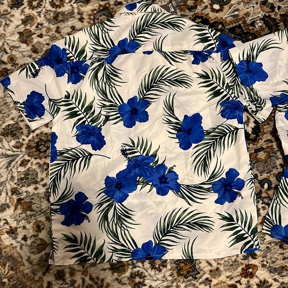 Uzzi Hawaiian button down shirt - Picture 6 of 8